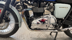 Triumph Bonneville T100 (10MY)